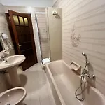 - Ca' Broni Bed & Breakfast
