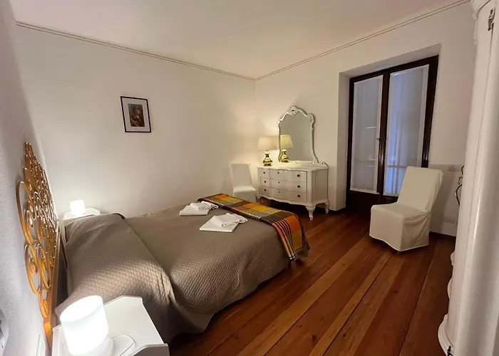- Ca' Broni Bed & Breakfast *
